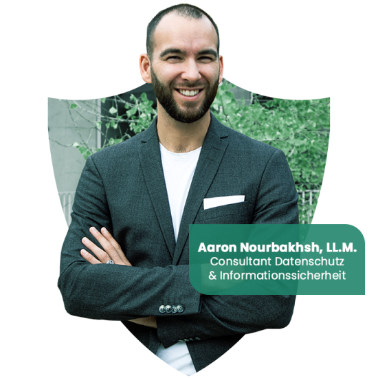 viacy-image-home Aaron Nourbakhsh